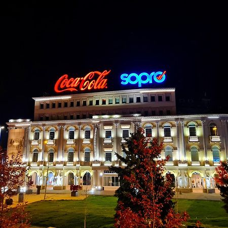 Ferienwohnung Mika Square Skopje Exterior foto