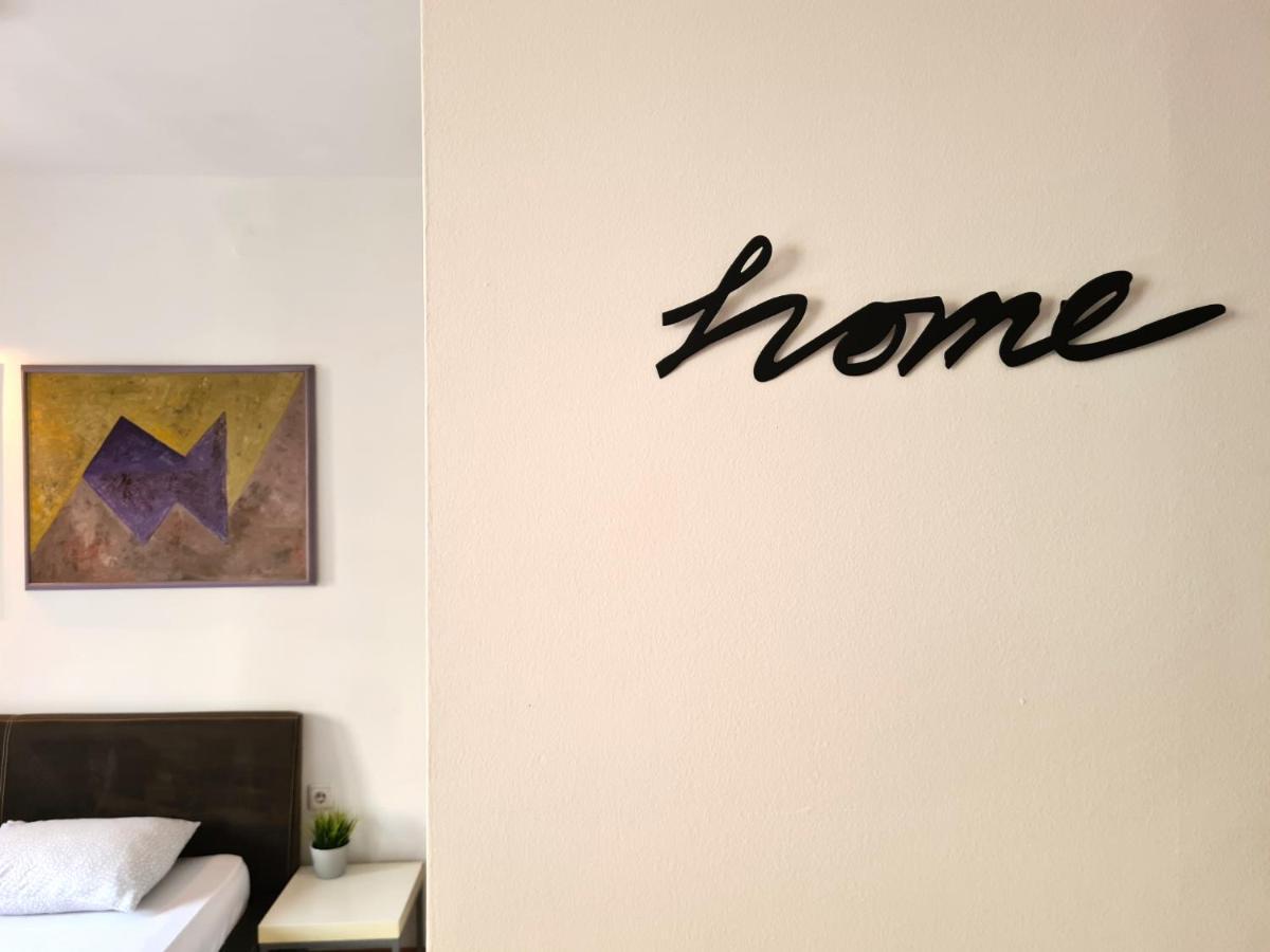 Ferienwohnung Mika Square Skopje Exterior foto