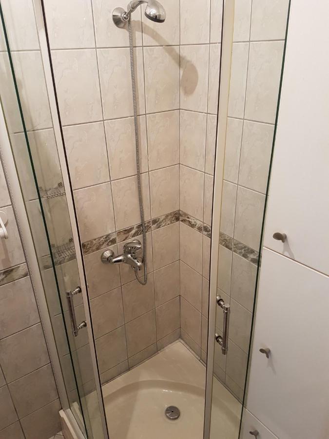 Ferienwohnung Mika Square Skopje Exterior foto