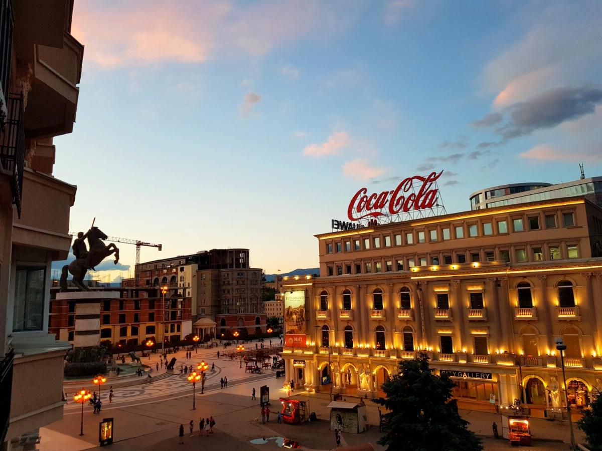 Ferienwohnung Mika Square Skopje Exterior foto
